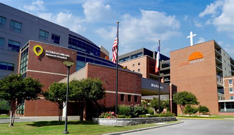 United regional hospital - Outpatient Infusion Therapy is located on the first floor of the Bridwell Tower and offers services Monday through Friday from 8 a.m. to 6 p.m. and on Saturday and Sunday from 7 to 9 a.m. and 4:30 to 6:30 p.m. To schedule a patient for infusion therapy, please call 940-764-5050. Allow at least 72 hours notice before the patient’s first treatment.